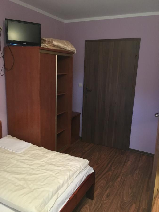 Gosciniec Kukle Bed & Breakfast Bagian luar foto