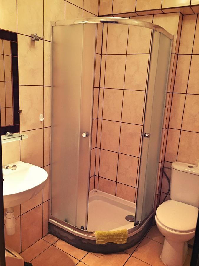 Gosciniec Kukle Bed & Breakfast Bagian luar foto