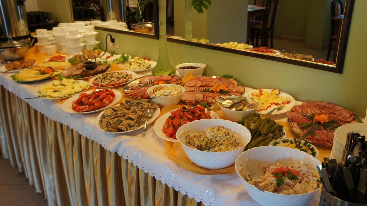 Gosciniec Kukle Bed & Breakfast Bagian luar foto