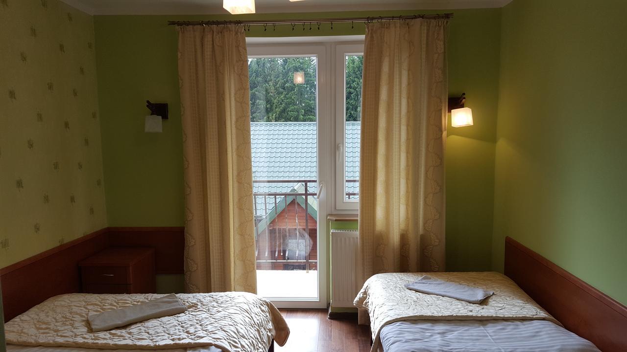 Gosciniec Kukle Bed & Breakfast Bagian luar foto